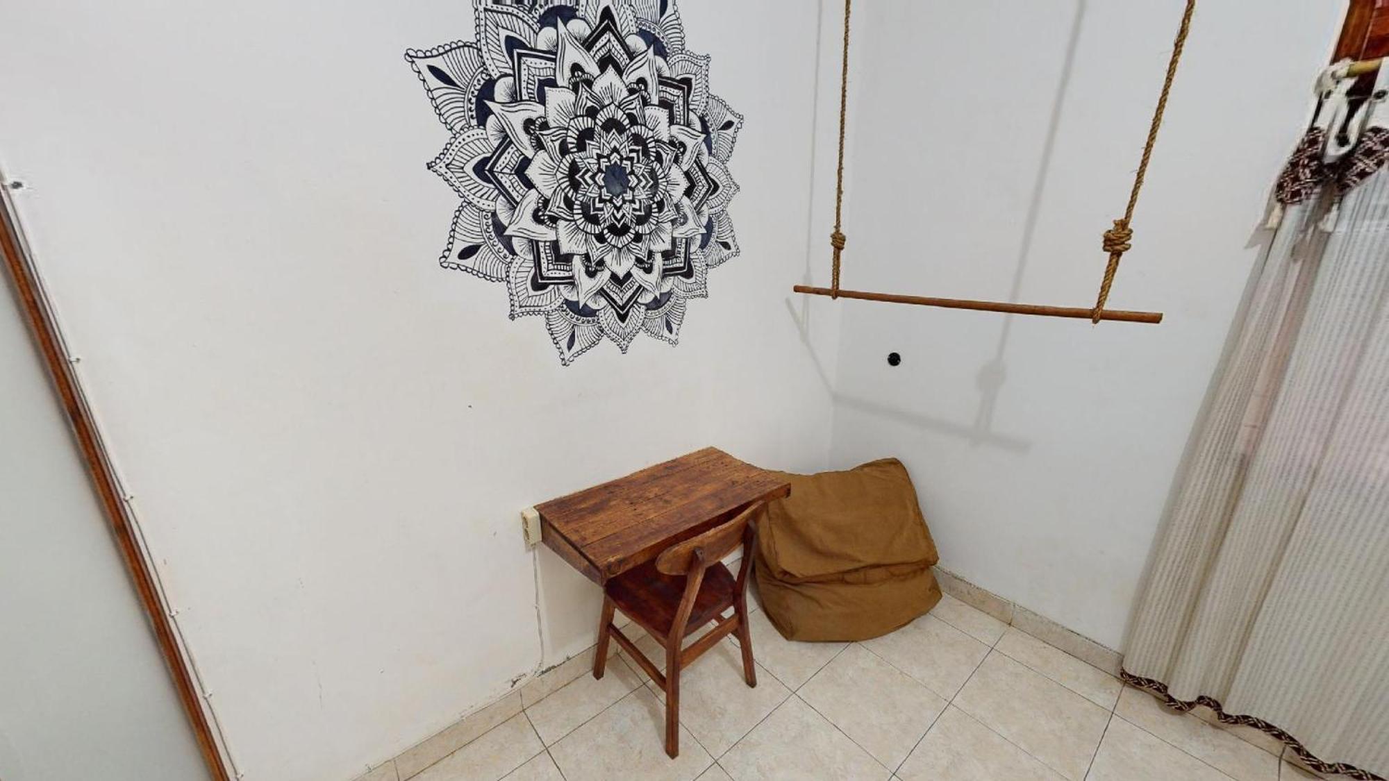 Wood Stone Hostel Γιογκιακάρτα Εξωτερικό φωτογραφία