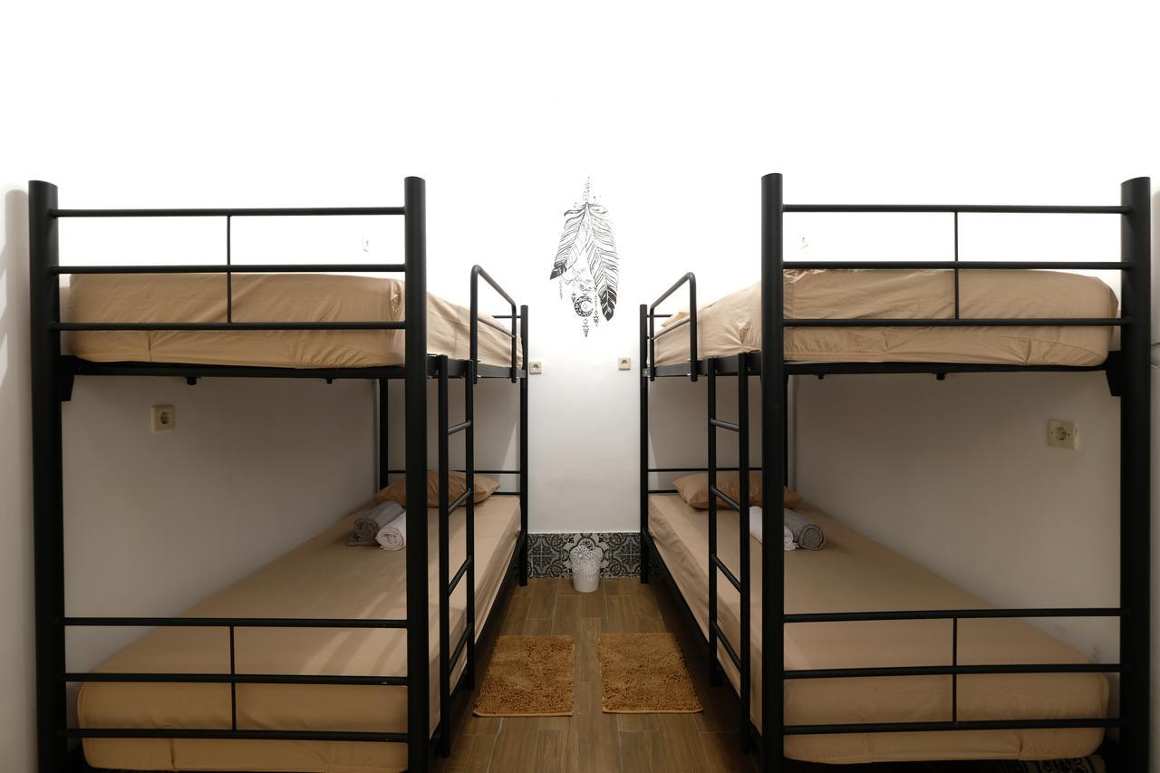 Wood Stone Hostel Γιογκιακάρτα Εξωτερικό φωτογραφία