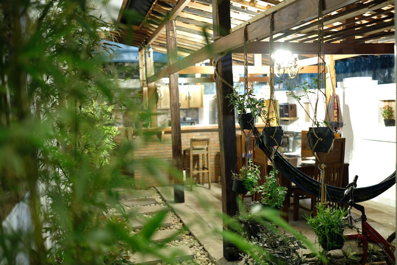 Wood Stone Hostel Γιογκιακάρτα Εξωτερικό φωτογραφία