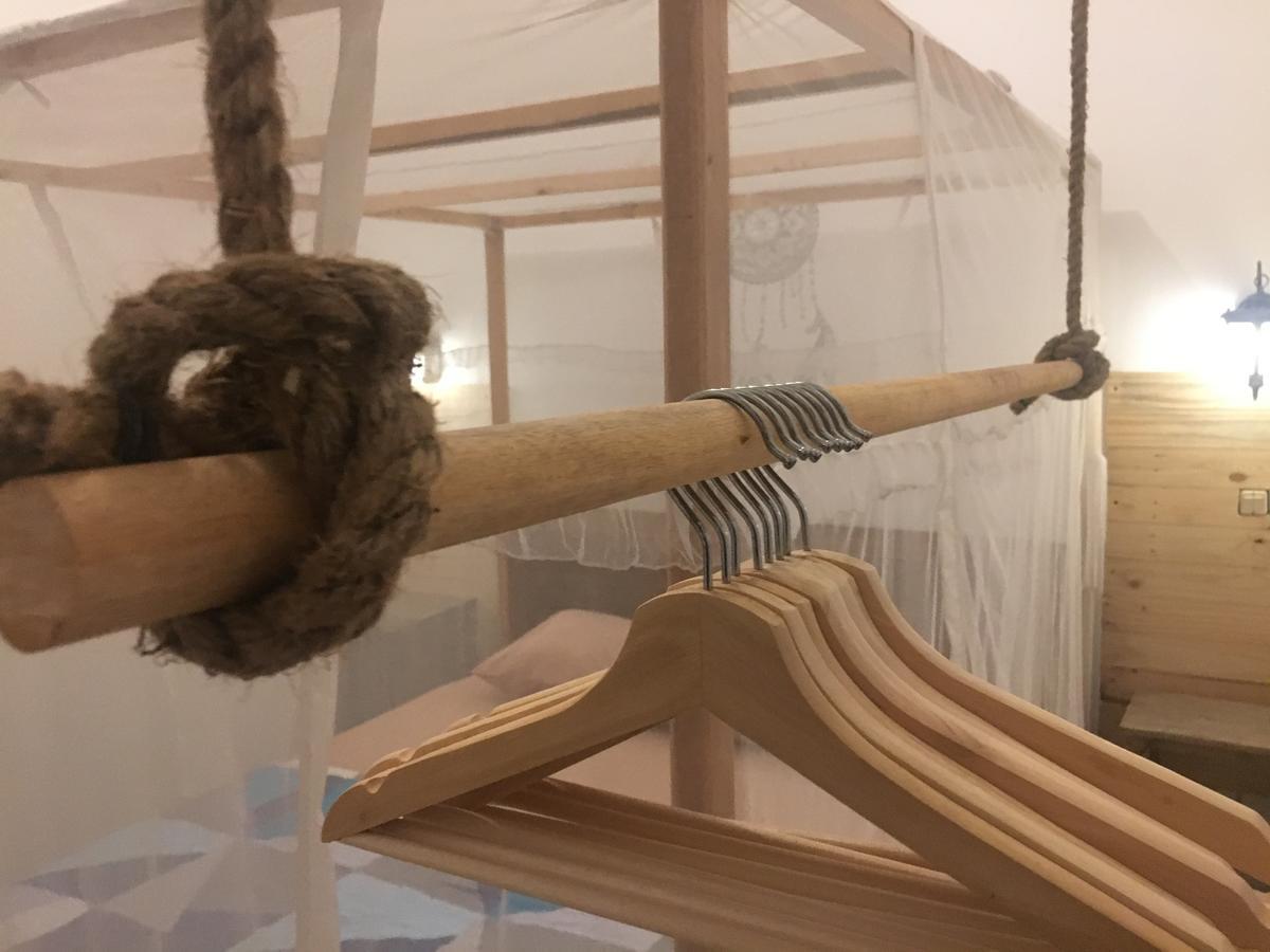 Wood Stone Hostel Γιογκιακάρτα Εξωτερικό φωτογραφία